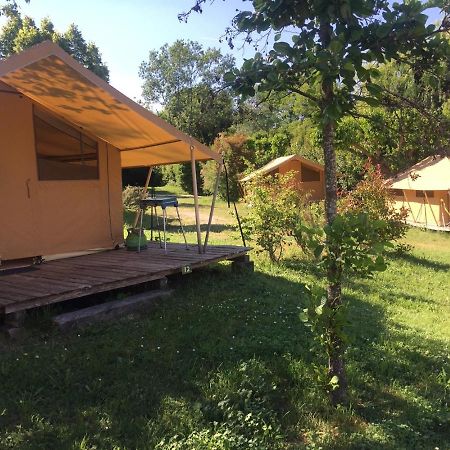 Camping Forcalquier Les Routes De Provence Hotel Екстериор снимка