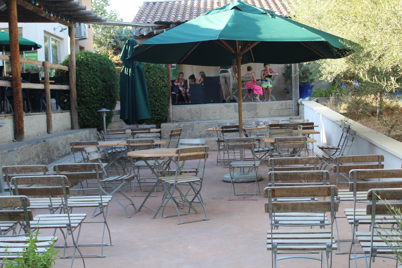 Camping Forcalquier Les Routes De Provence Hotel Екстериор снимка