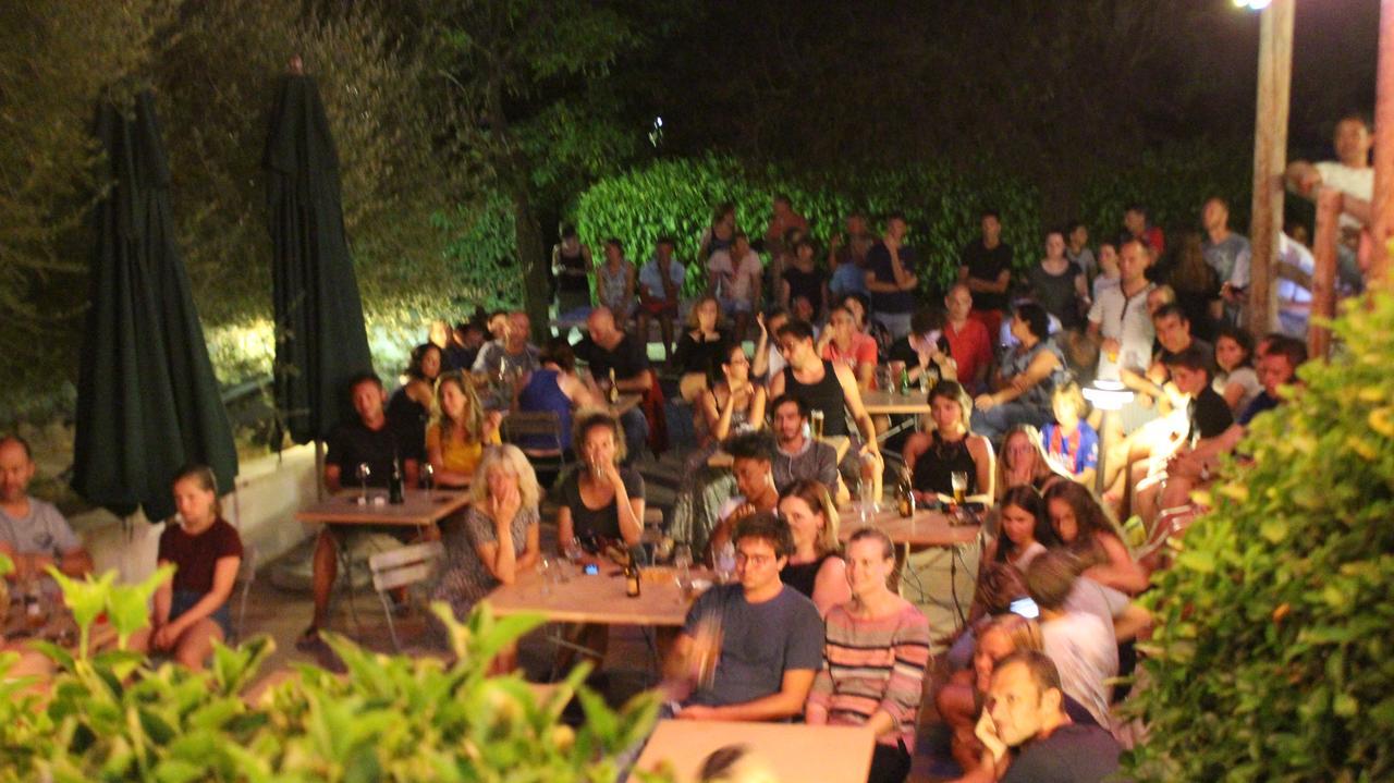 Camping Forcalquier Les Routes De Provence Hotel Екстериор снимка