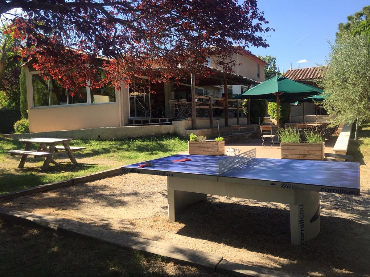 Camping Forcalquier Les Routes De Provence Hotel Екстериор снимка