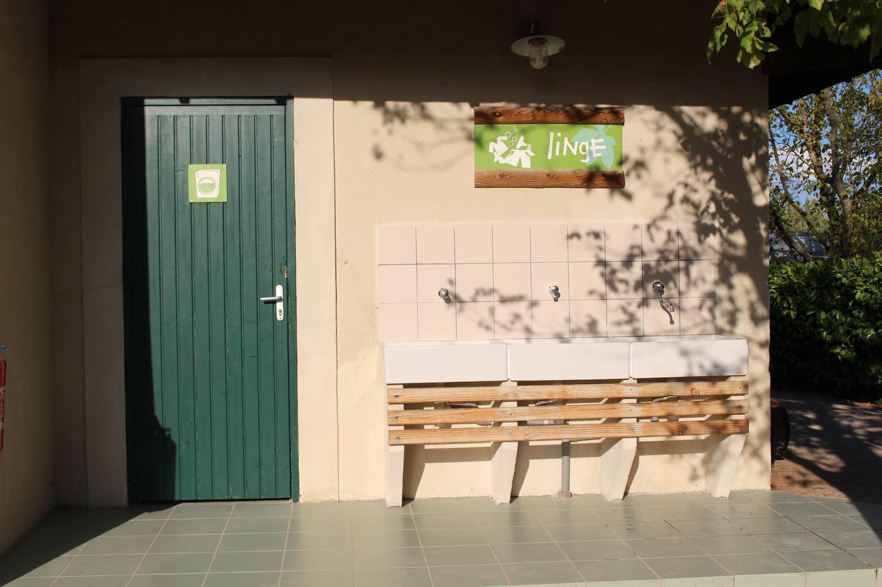 Camping Forcalquier Les Routes De Provence Hotel Екстериор снимка