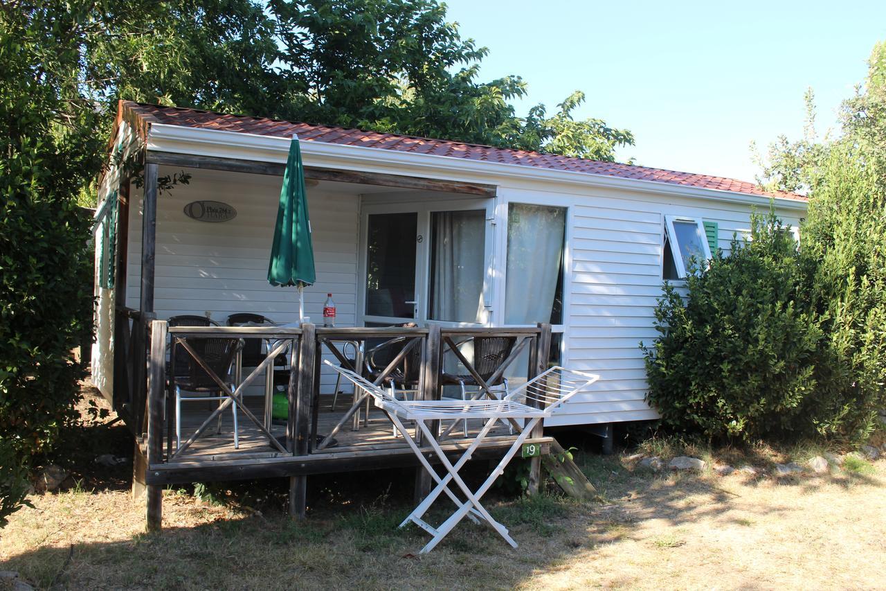 Camping Forcalquier Les Routes De Provence Hotel Екстериор снимка